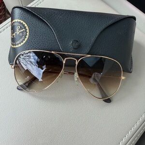 Ray-Ban Gold Frame Aviator Sunglasses with Brown Gradient Lenses